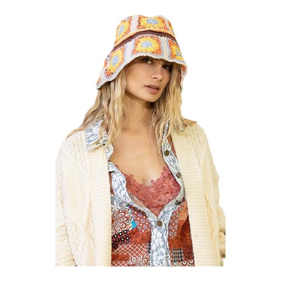POL Crochet Granny Square Chenille Polyester Bucket Hat One Size NWOT - Picture 1 of 16